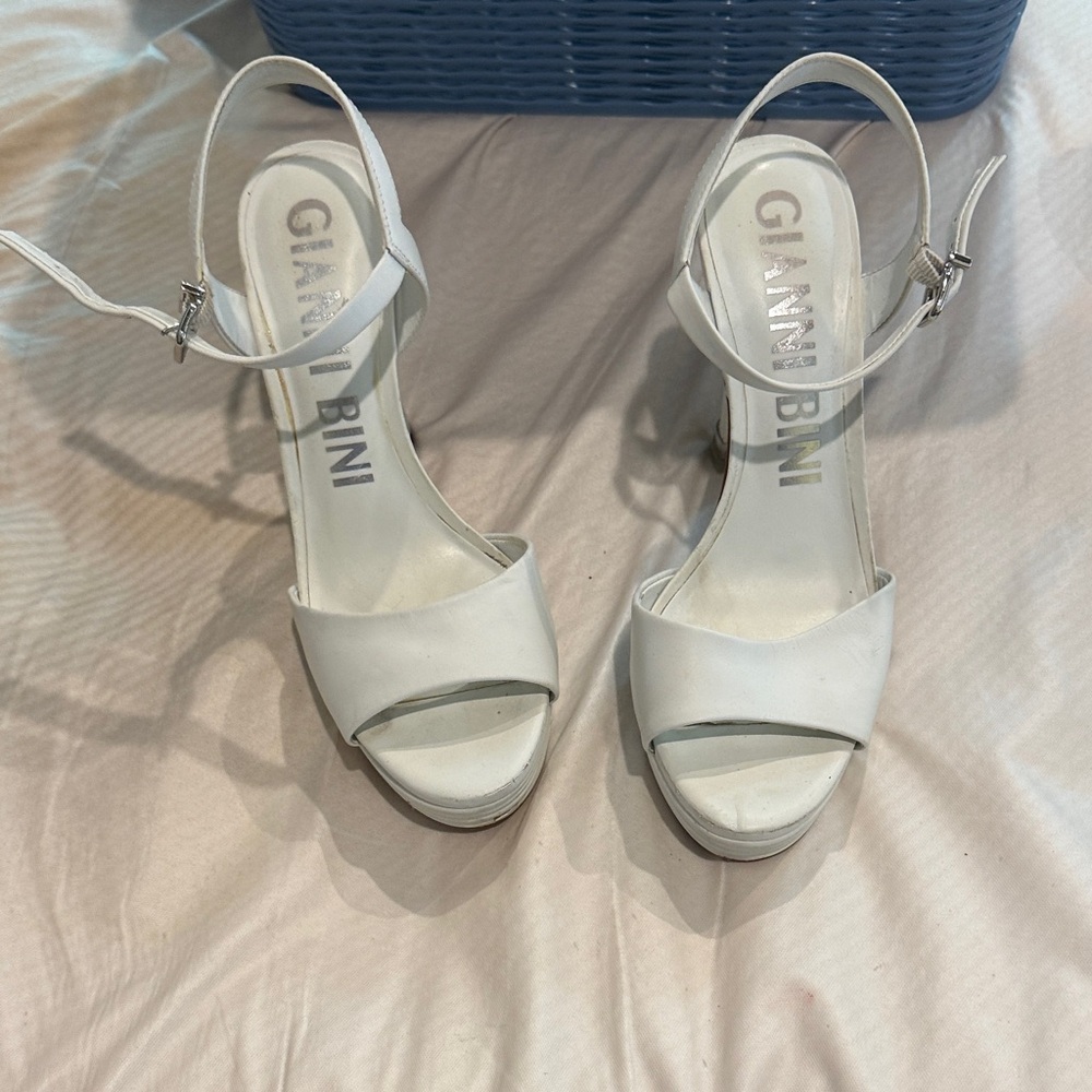 Gianni Bini White Open-Toe Ankle-Strap Platform Heels